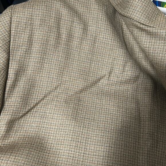 Oscar De La Renta Wool and Silk Tan Microcheck Blazer Size 38R - Picture 9 of 9